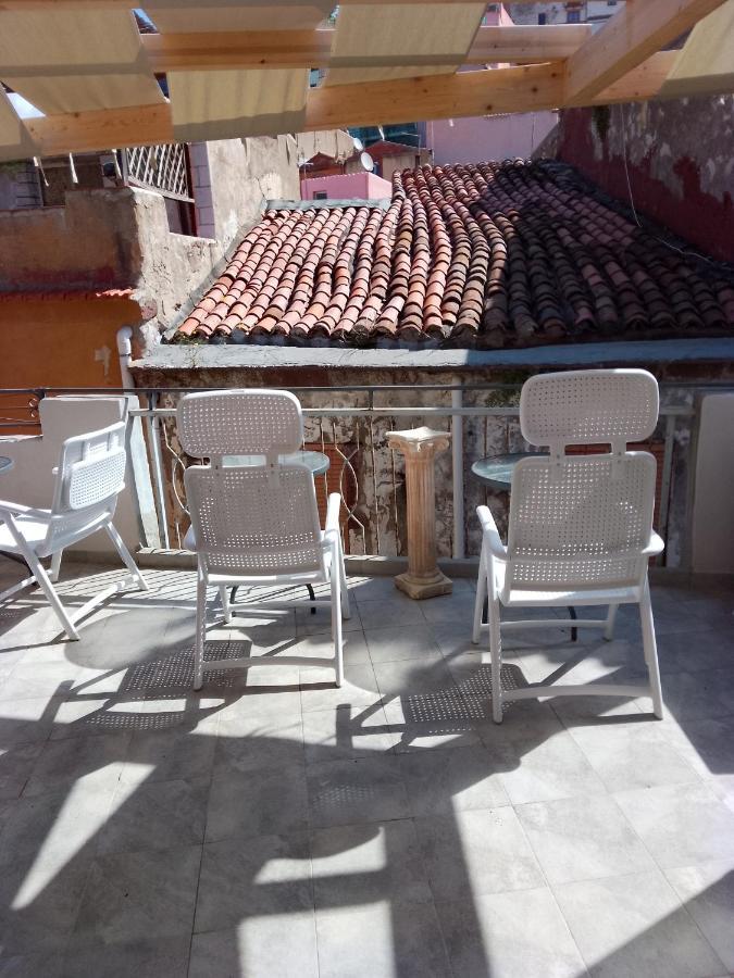 Casa Vacanze Su Sorighe. Bosa Luaran gambar