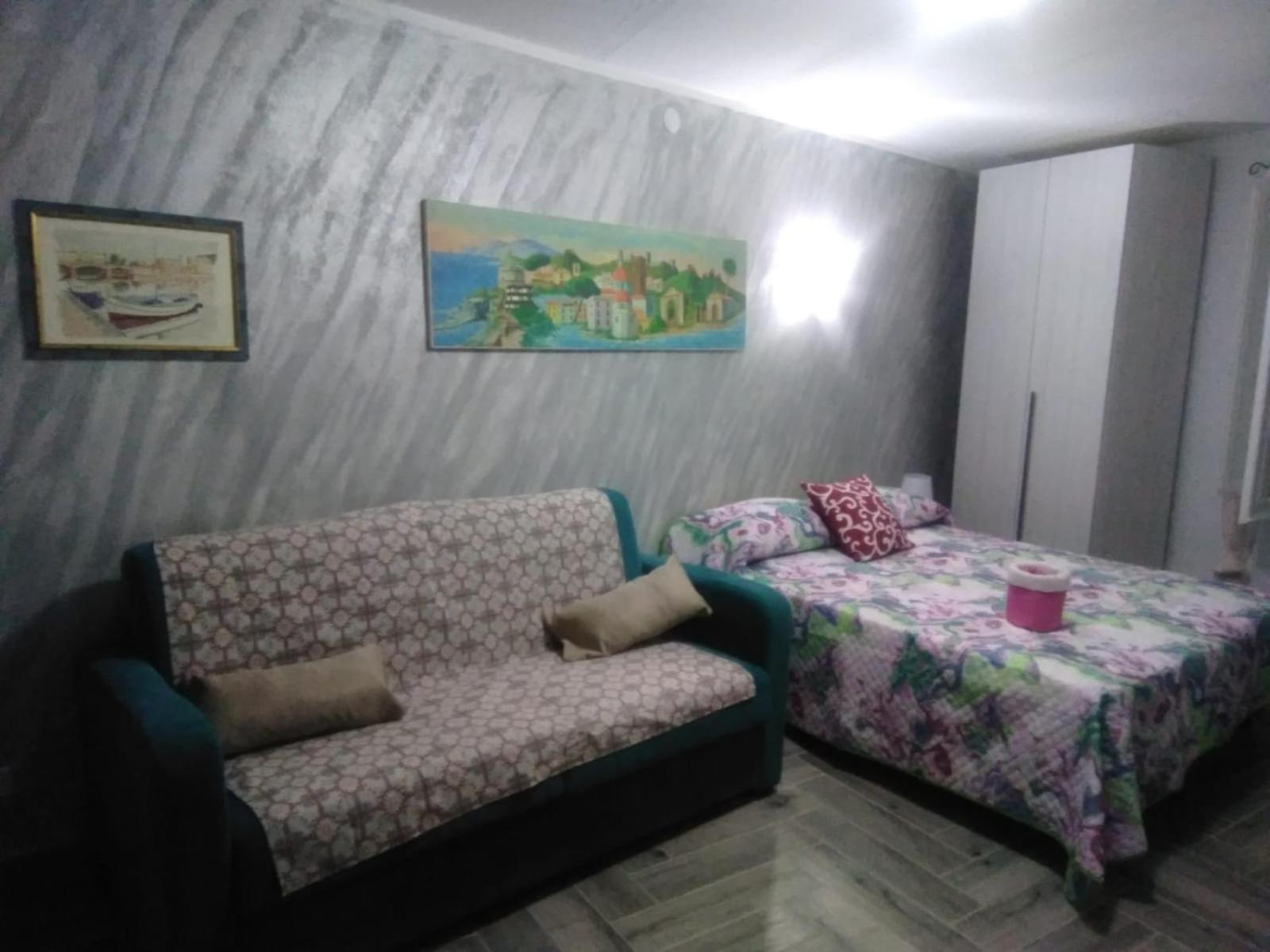 Casa Vacanze Su Sorighe. Bosa Bilik gambar